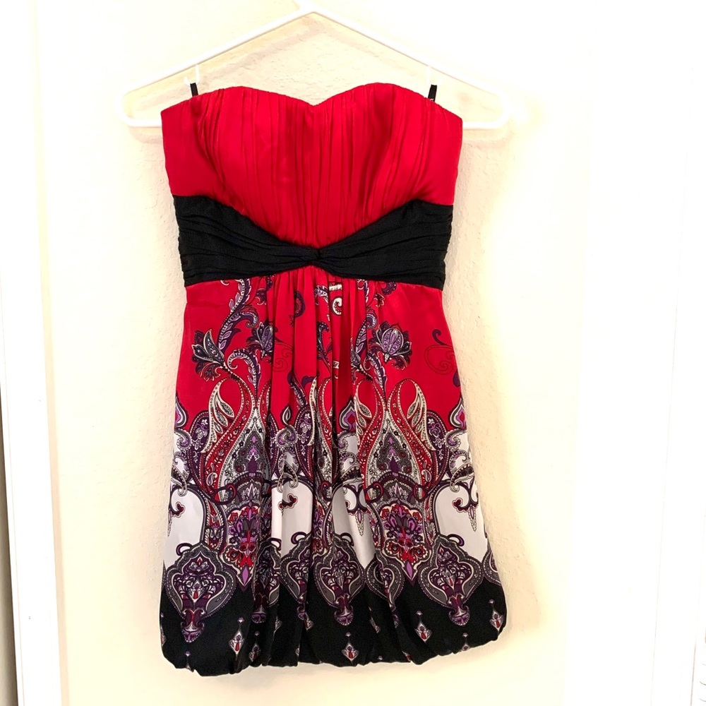 Bebe red & black silk dress Broken zipper Sz 00